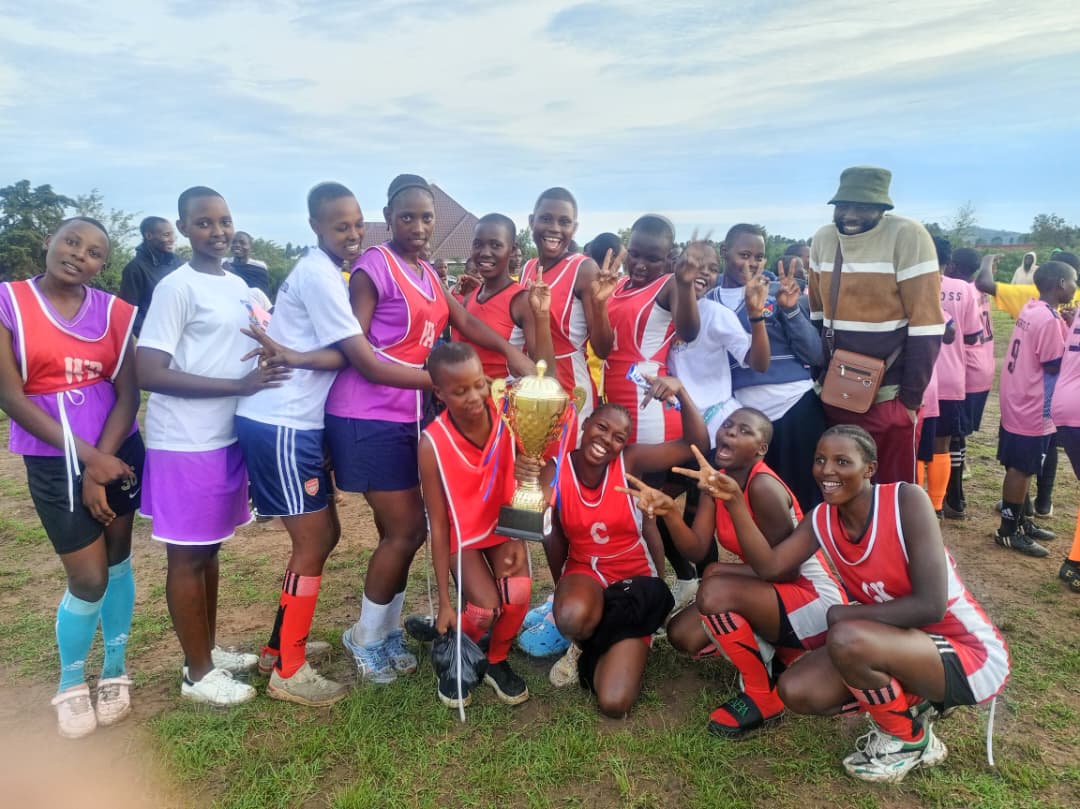 SCHOOL NETBALL TEAM