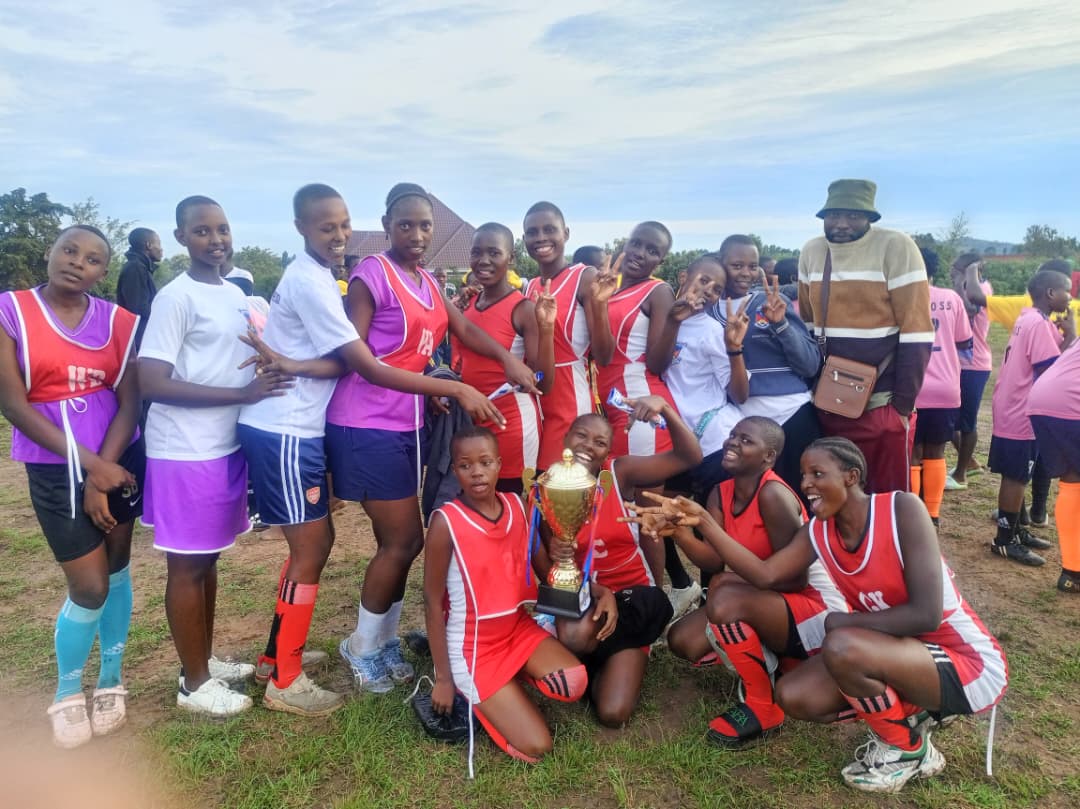 SCHOOL NETBALL TEAM